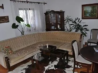 Dolac Guesthouse